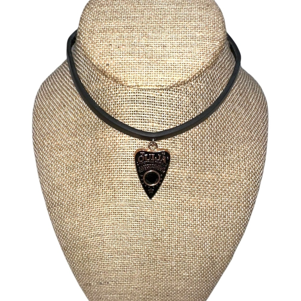 Hasbro‎ Ouija Planchette Necklace Choker Pendant, 2017 Stranger Things